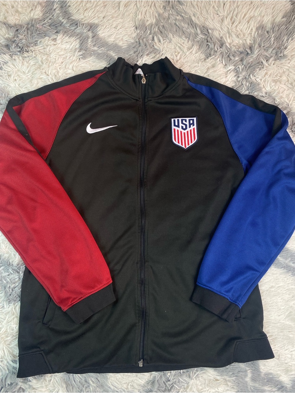 USA  FOOTBALL TRACK JACKET NIKE SIZE L ADULT